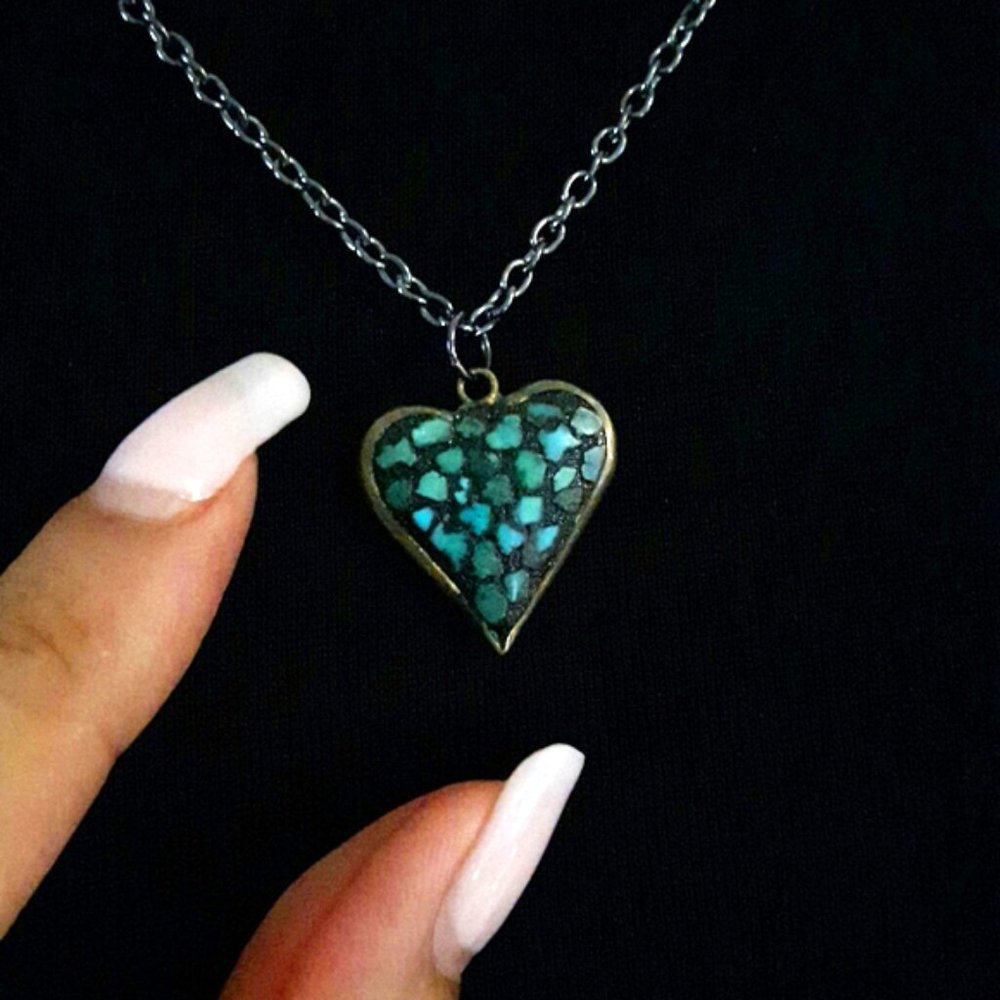 Vintage 19th Century Turquoise Heart Necklace - Picture 3 of 5